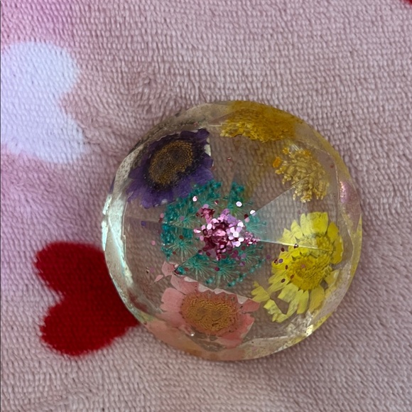 Colorful Resin Paperweights Set - Picture 3 of 9